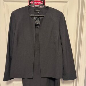 Kasper Women's grey Jacket and skirt
